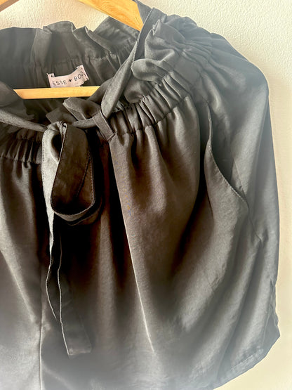 *SALE* Black elasticated waist shorts 